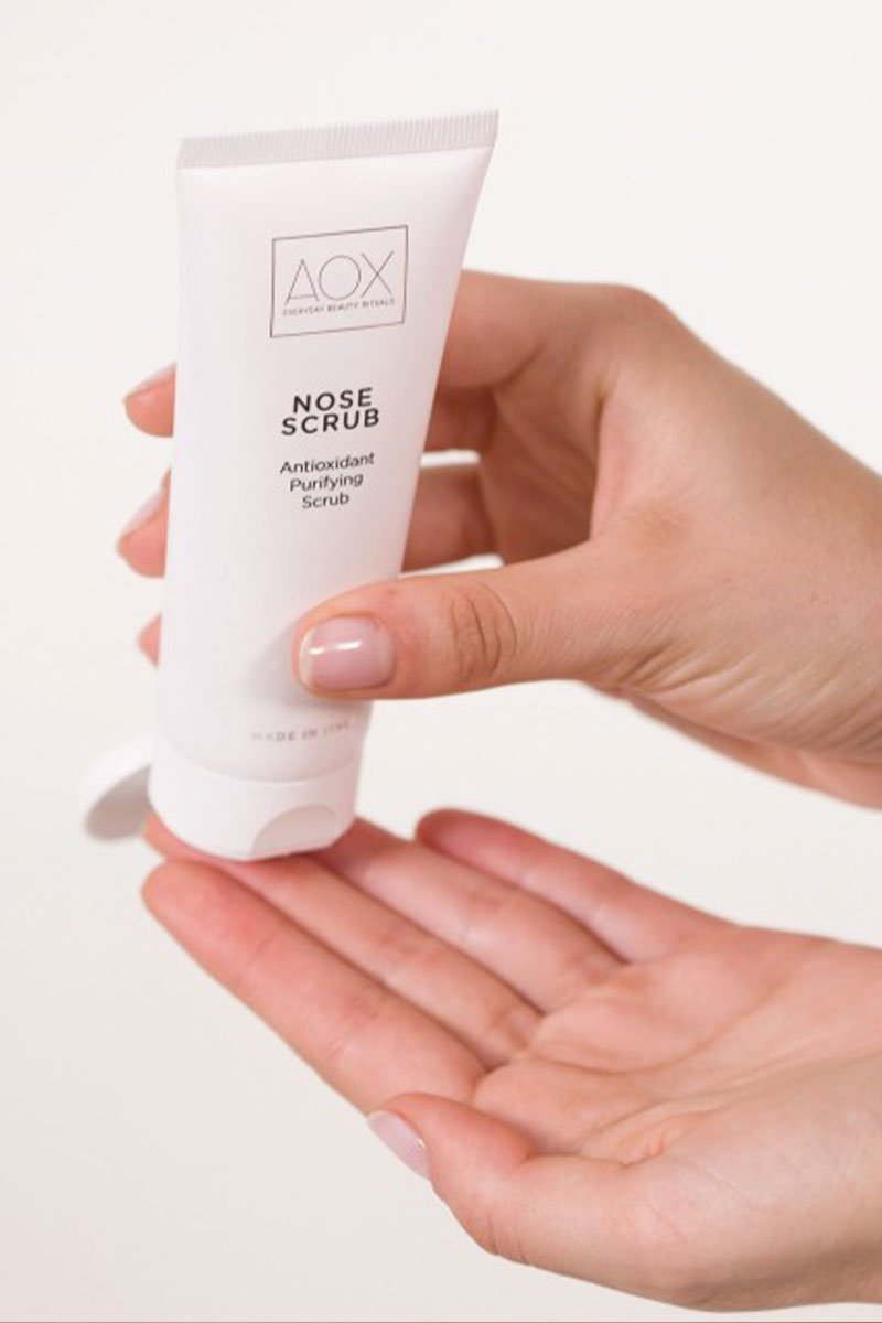 AOX Nose Scrub